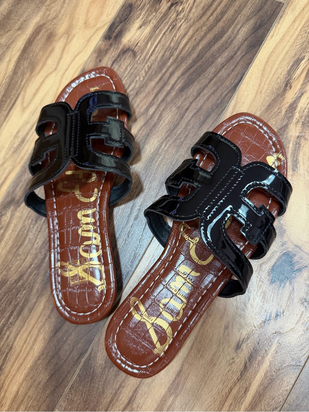 Sam Edelman Women’s Black Patent Slide Sandals 5.5 size - Picture 2 of 4